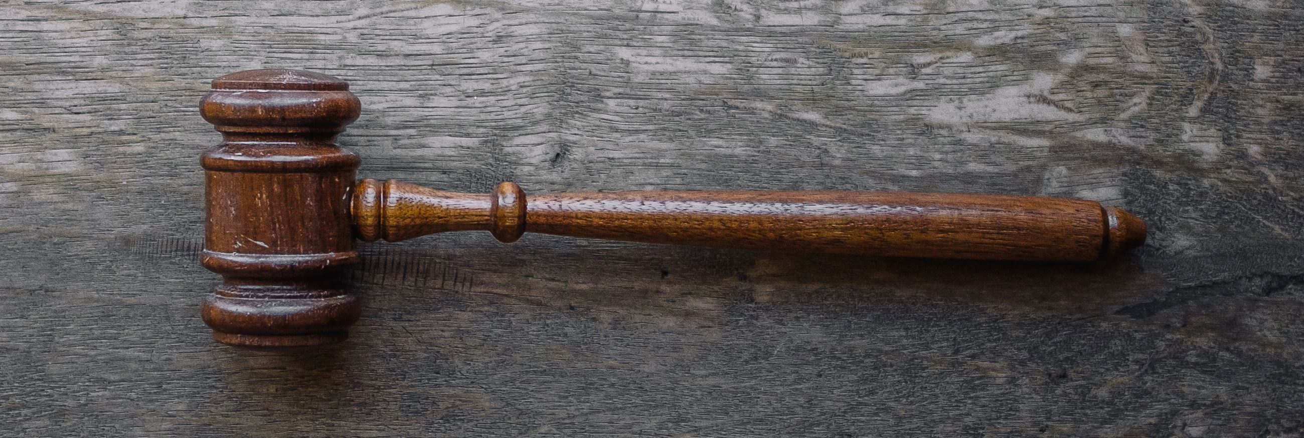 Gavel 2